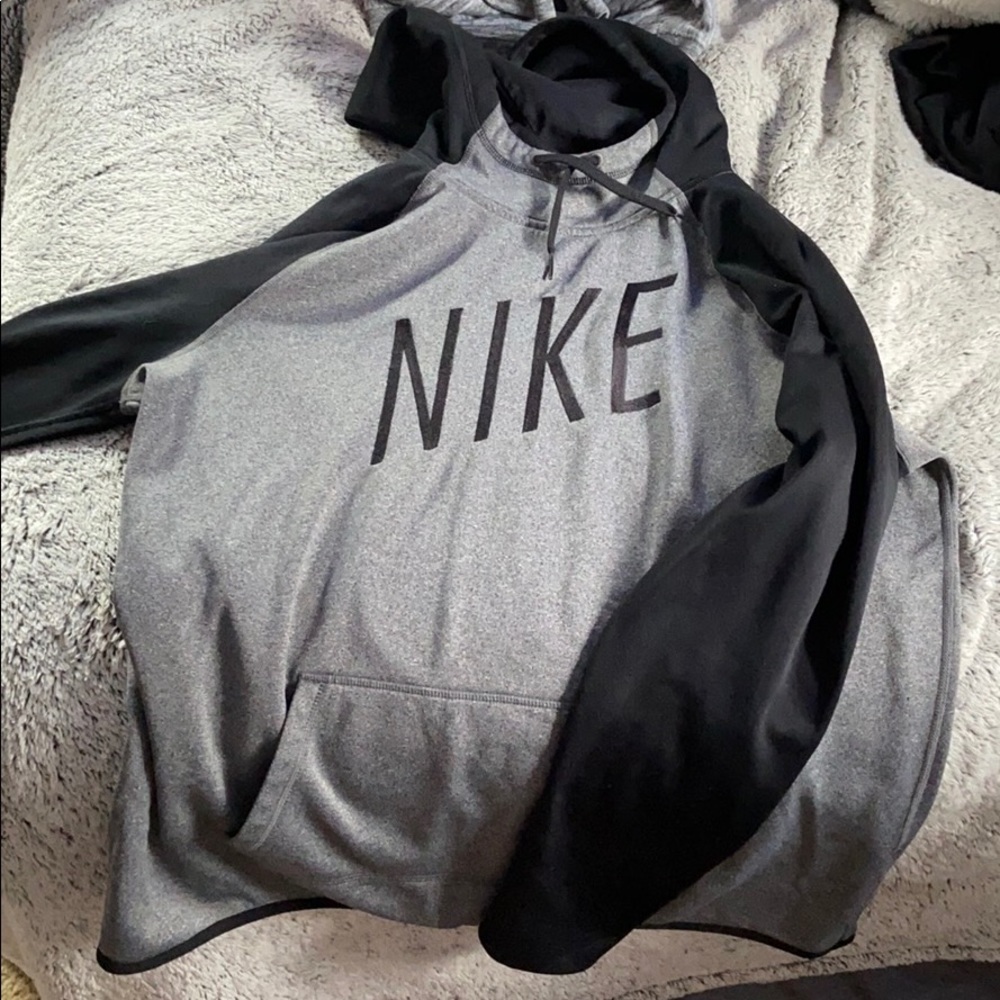 Nike Sweatshirt